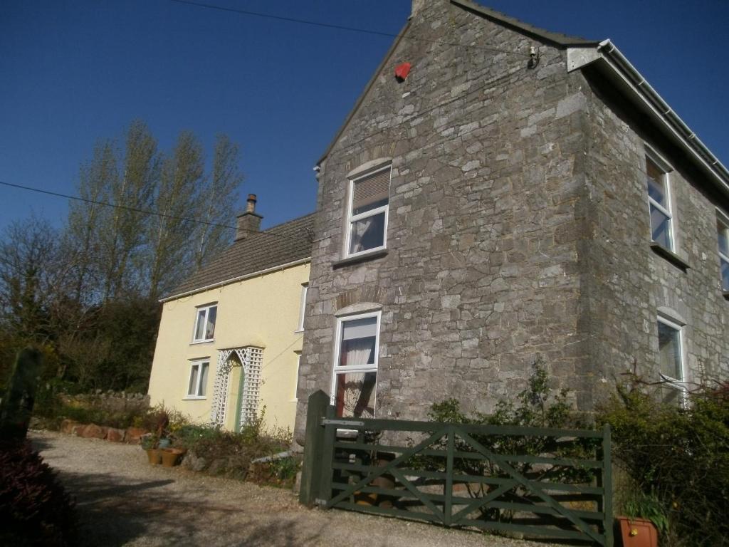 Apple Tree House Hotel Redhill  Екстериор снимка